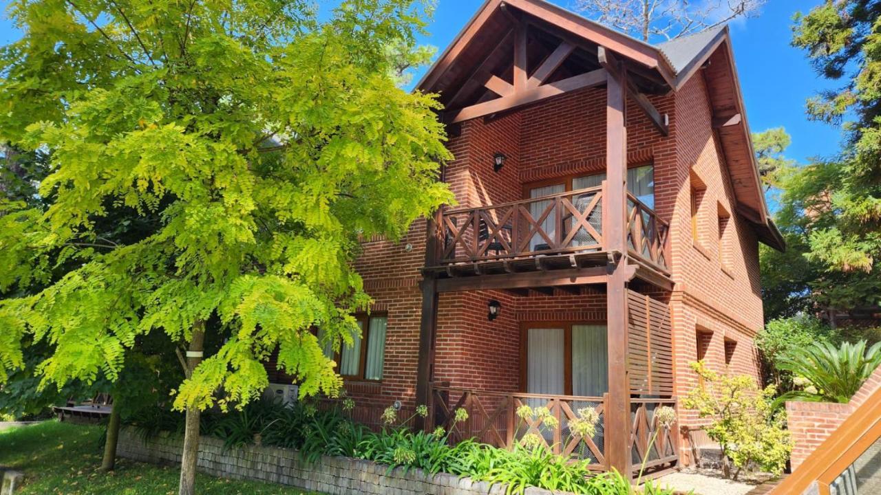 カリロ Refugio Del Bosqueヴィラ エクステリア 写真